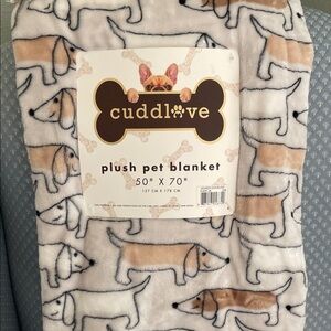 Cuddlove Dachshund Print Plush throw blanket Blanket